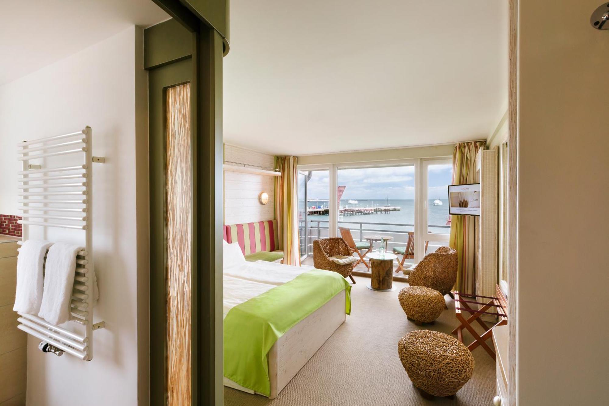 Comfort Double Room Sea View Terrace or Balcony,1588050357:JPEG